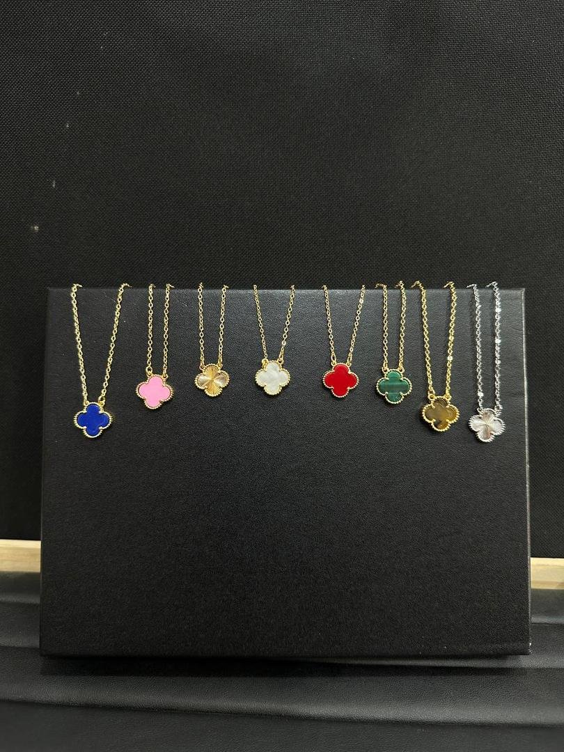 WhatsApp Image 2025-12-03 at 12.49.45_20a467ef Vca single necklace Non tarnish - Image 1