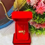 Women’s customized necklace