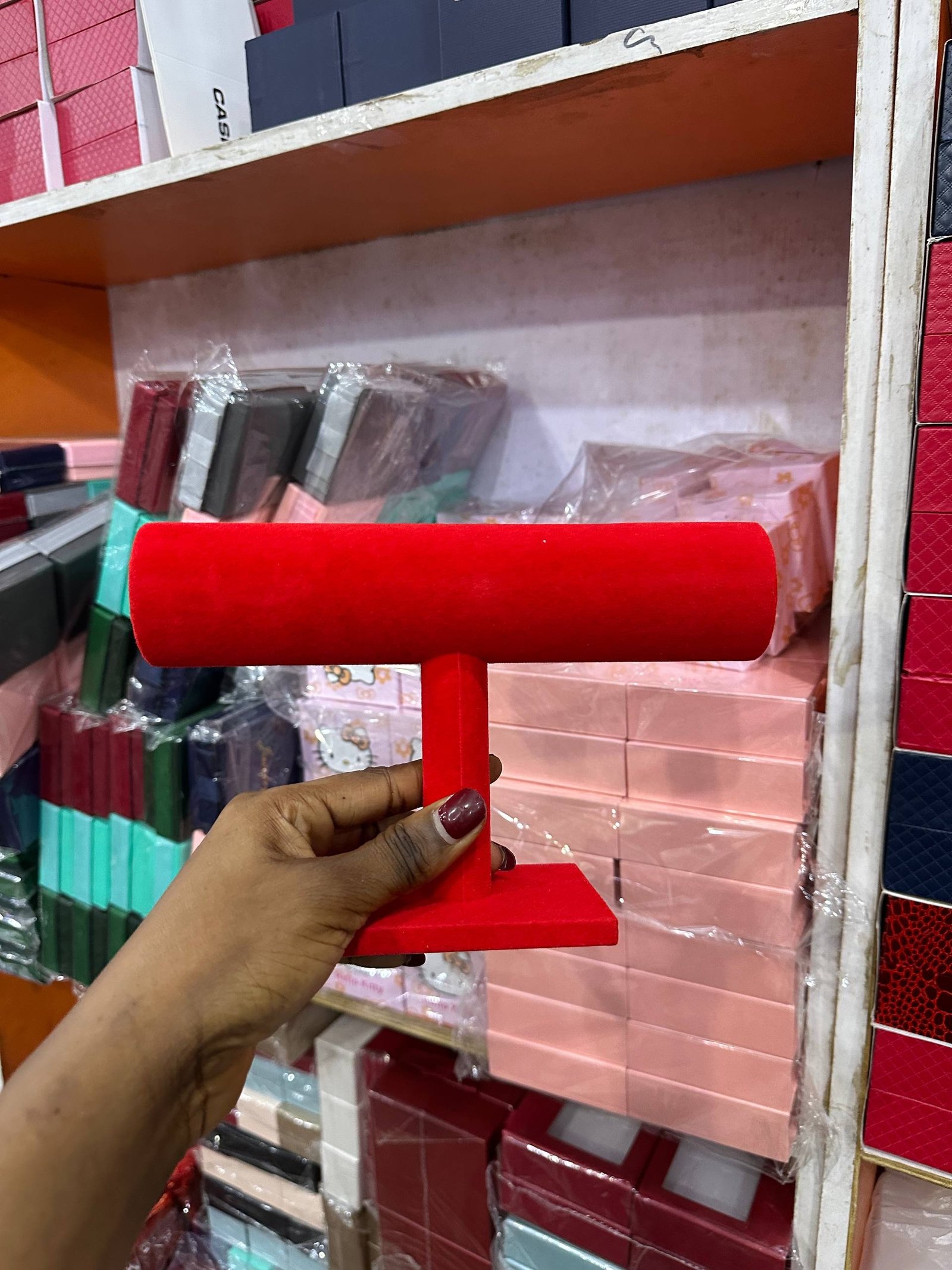 img_3055 Bracelet stand - Image 1