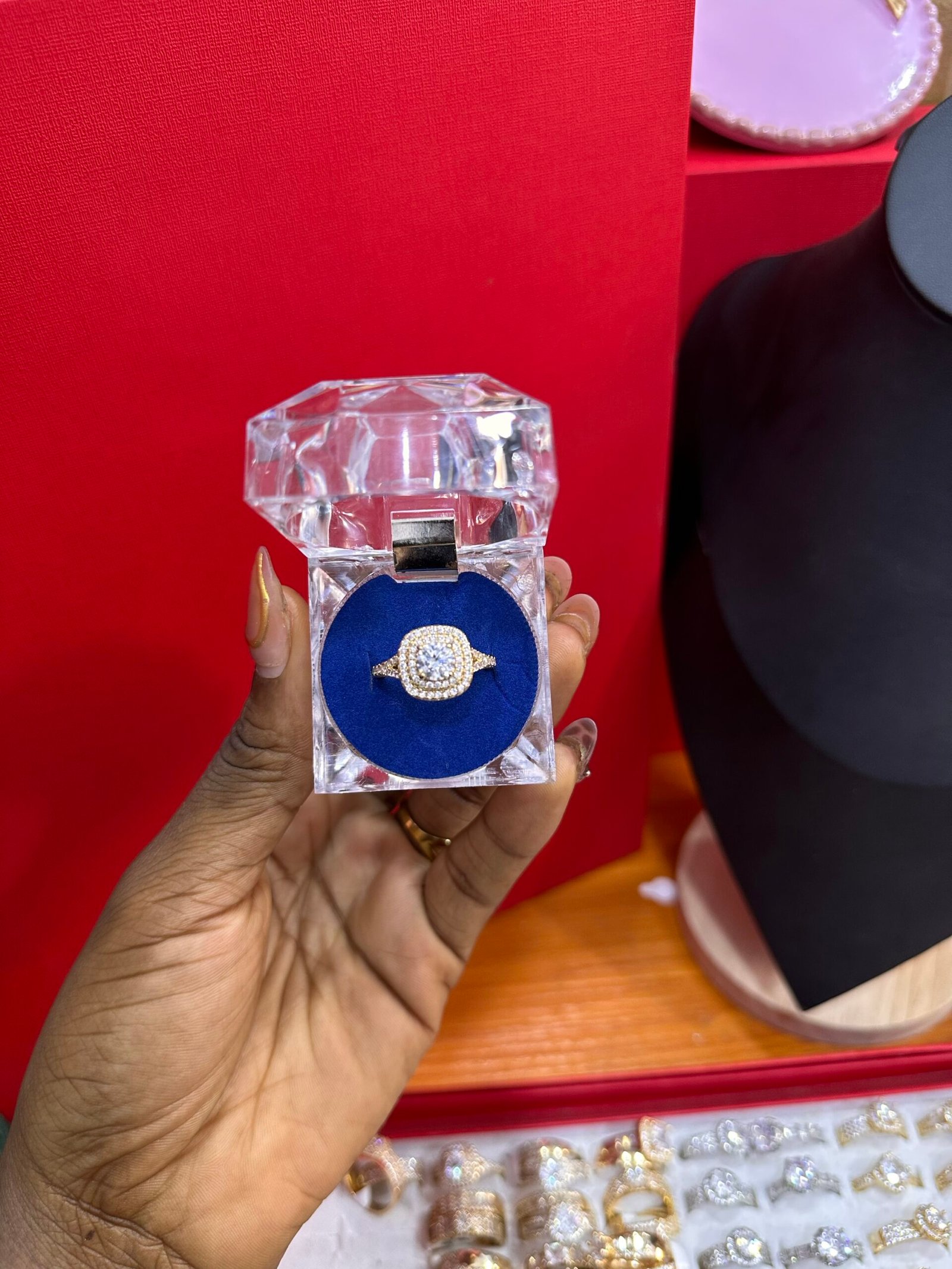 img_0423 Engagement ring - Image 1