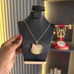 Hello kitty ice necklace