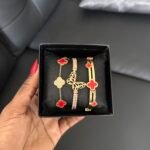 Bracelet sets (bracelets in one set )