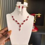 Champagne necklace set