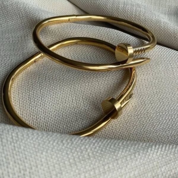 NAIL GOLD
