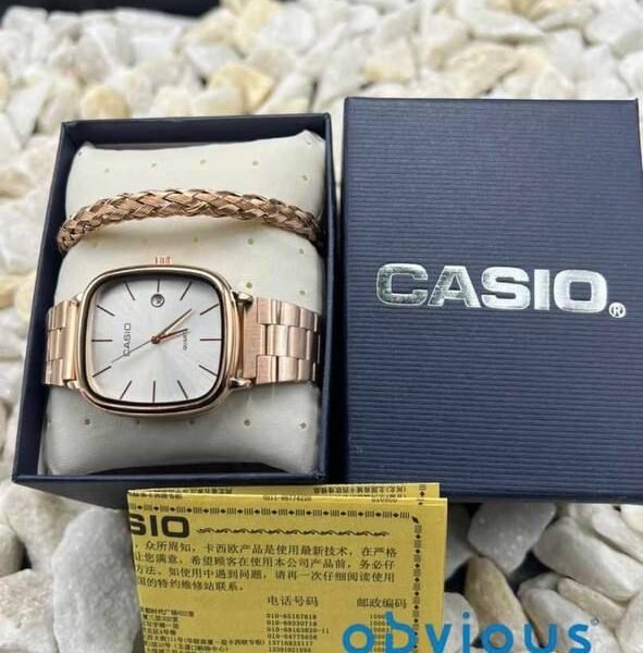 ROSE GOLD