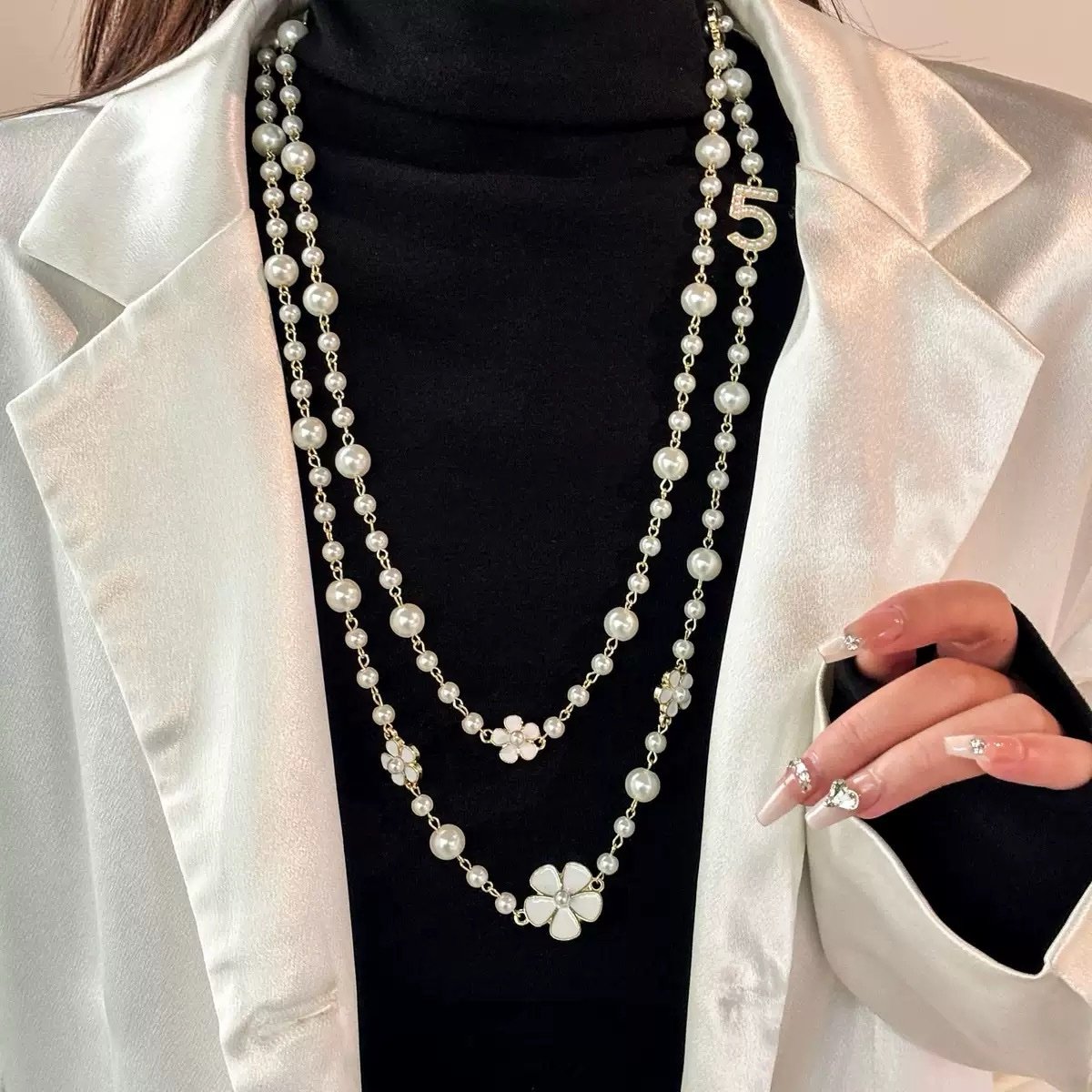 img_0677 Pearl layered necklace - Image 1