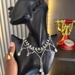 Beatrice choker
