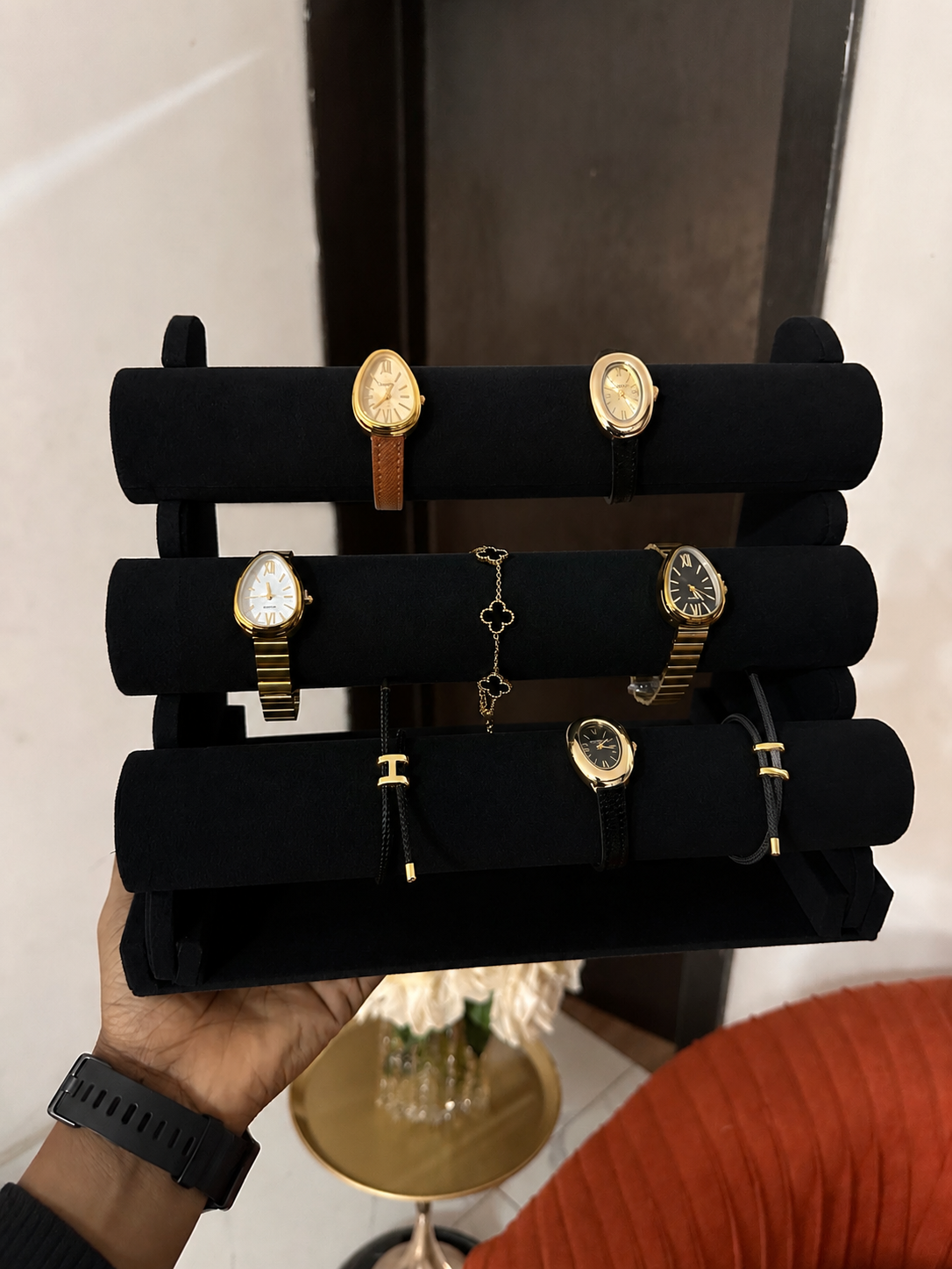 94e42d71-44ff-4f87-8f3d-ba7bf62c0f4c Three step bracelet stand - Image 1