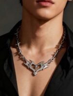 Gothic heart necklace - Image 2