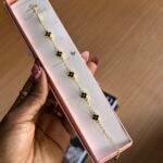 Stoned mini vca bracelet